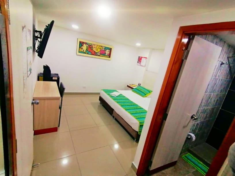 Double Room,1384575632:JPEG
