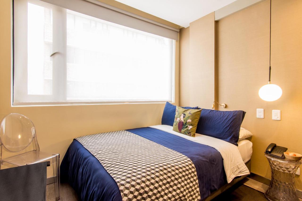 Single Room,761687050:JPEG