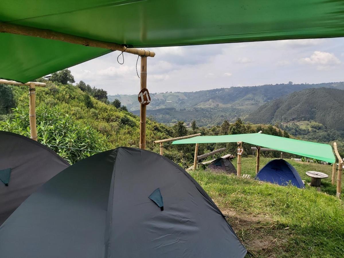Tent no room,974090074:JPEG