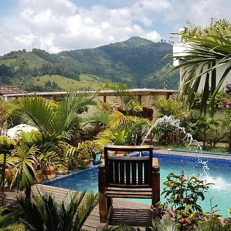 Hostal Hilltop Salento-2