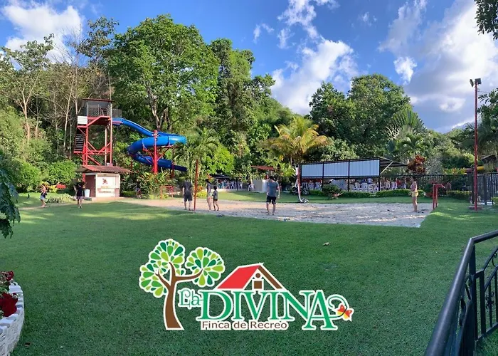 Finca De Recreo La Divina