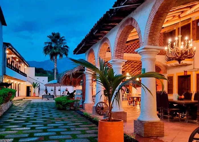 Hotel Santa Barbara Colonial - Santa Fe de Antioquia