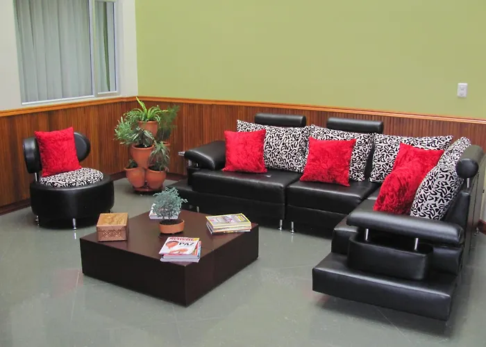 Apartahotel Vincent Suites