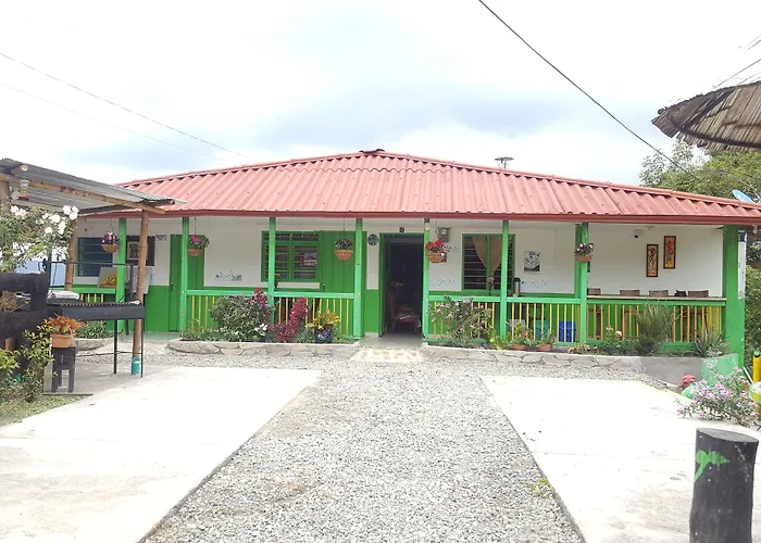 Hostal Y Camping Los Girasoles
