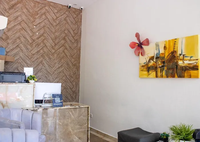 Apartahotel Plaza De Angel 74