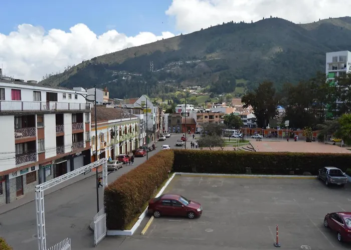 Cariongo Plaza
